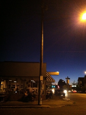 Luce by streetlight.